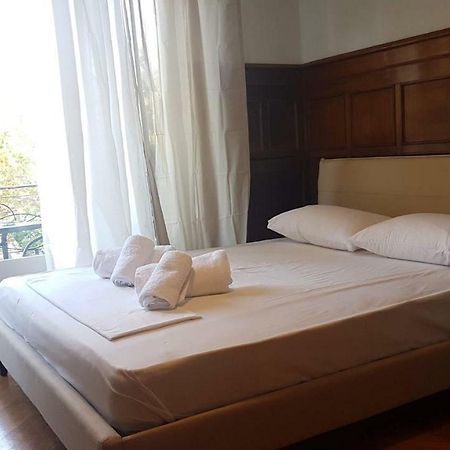 Violet Errathens Apartment - Athens Center, 7 Bd, 3 Bath المظهر الخارجي الصورة