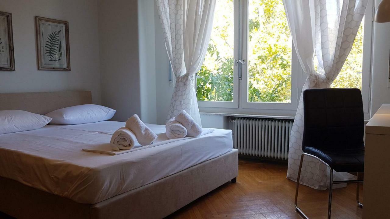Violet Errathens Apartment - Athens Center, 7 Bd, 3 Bath المظهر الخارجي الصورة