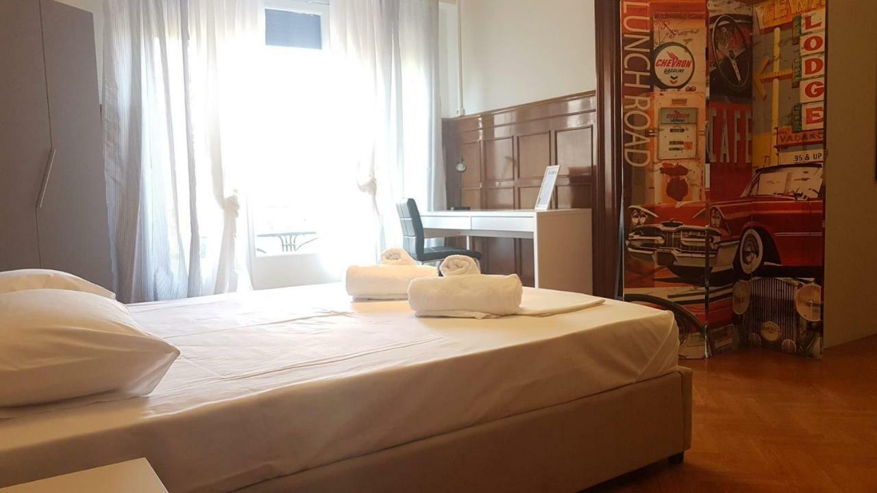Violet Errathens Apartment - Athens Center, 7 Bd, 3 Bath المظهر الخارجي الصورة